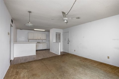 Condominio en venta en Gainesville, Florida, 2 dormitorios, 79.25 m2 № 1720124 - foto 7