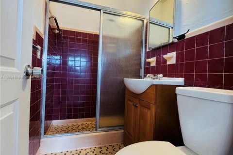 Villa ou maison à louer à Miami Beach, Floride: 2 chambres, 125.42 m2 № 1946932 - photo 6