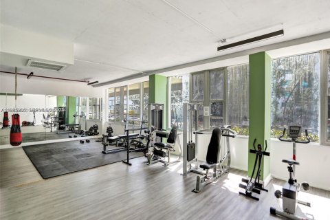 Condominio en alquiler en North Bay Village, Florida, 3 dormitorios, 120.96 m2 № 1993332 - foto 25