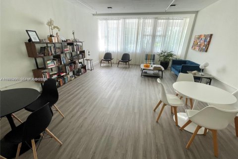 Condominio en alquiler en North Bay Village, Florida, 3 dormitorios, 120.96 m2 № 1993332 - foto 27