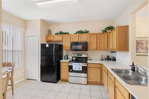 Купить таунхаус в Киссимми, Флорида 6 комнат, 133.31м2, № 2101478 - фото 4