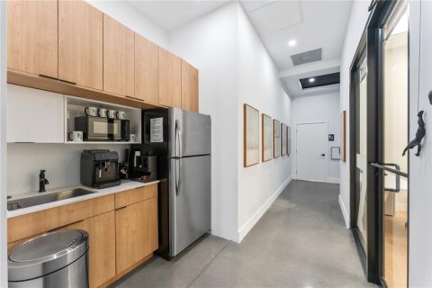 Снять в аренду коммерческую недвижимость в Орландо, Флорида 3099.59м2, № 1559858 - фото 8