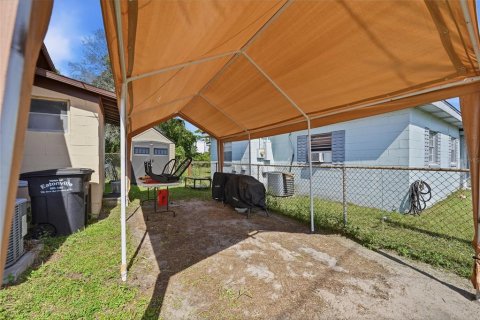 Immobilier commercial à vendre à Maitland, Floride: 4 chambres, 94.02 m2 № 2396769 - photo 22