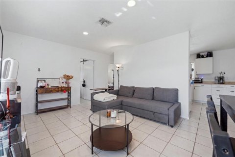 Immobilier commercial à vendre à Maitland, Floride: 4 chambres, 94.02 m2 № 2396769 - photo 24
