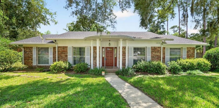 Villa ou maison à Gainesville, Floride 4 chambres, 202.16 m2 № 2348165