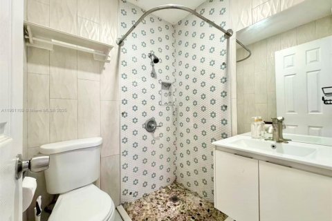 Снять в аренду виллу или дом в Майами, Флорида № 1953151 - фото 4