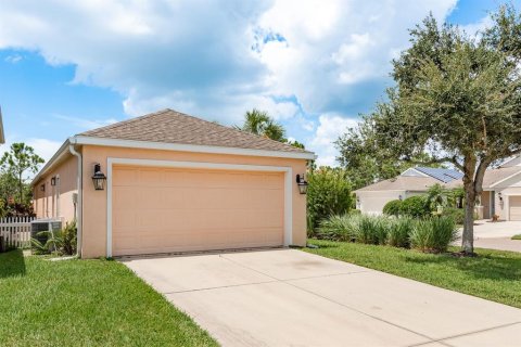 House in Sarasota, Florida 2 bedrooms, 100.33 sq.m. № 1885143 - photo 24