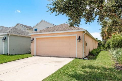 House in Sarasota, Florida 2 bedrooms, 100.33 sq.m. № 1885143 - photo 23