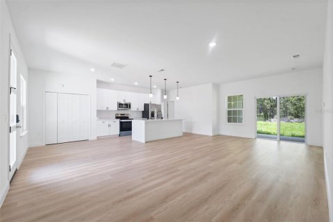 House in Ocala, Florida 4 bedrooms, 162.67 sq.m. № 1894858 - photo 6