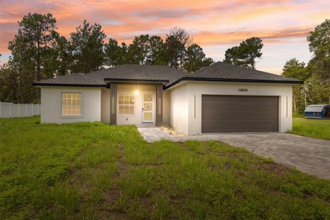 House in Ocala, Florida 4 bedrooms, 162.67 sq.m. № 1894858 - photo 1