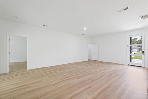 House in Ocala, Florida 4 bedrooms, 162.67 sq.m. № 1894858 - photo 9