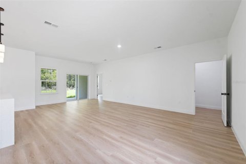 House in Ocala, Florida 4 bedrooms, 162.67 sq.m. № 1894858 - photo 7