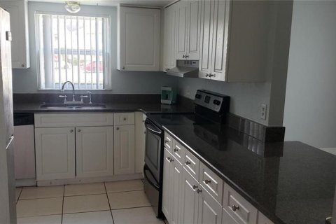 Copropriété à louer à Orlando, Floride: 2 chambres, 84.08 m2 № 2425924 - photo 5