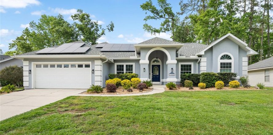 House in Gainesville, Florida 4 bedrooms, 190.26 sq.m. № 1720135