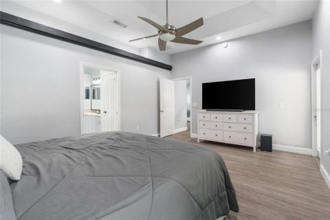 House in Gainesville, Florida 4 bedrooms, 190.26 sq.m. № 1720135 - photo 21