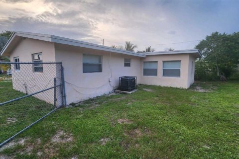 Casa en venta en Lauderhill, Florida, 3 dormitorios, 109.07 m2 № 1823414 - foto 5