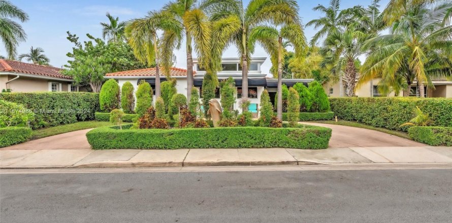 Casa en North Bay Village, Florida 3 dormitorios, 211.17 m2 № 1867831