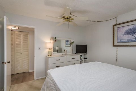 Condominio en venta en Clearwater, Florida, 1 dormitorio, 66.89 m2 № 1916840 - foto 11