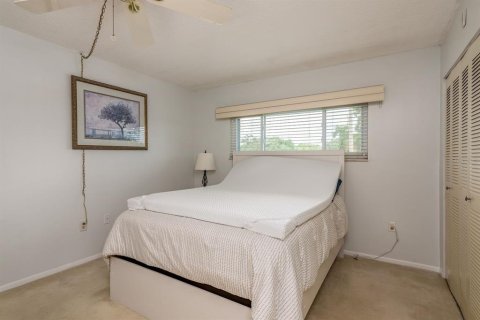 Condominio en venta en Clearwater, Florida, 1 dormitorio, 66.89 m2 № 1916840 - foto 20