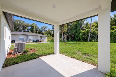Casa en venta en Chuluota, Florida, 3 dormitorios, 139.35 m2 № 2419164 - foto 19
