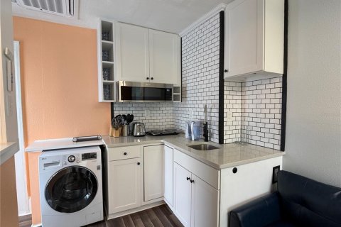 Appartement à louer à Saint Petersburg, Floride: 32.52 m2 № 2407120 - photo 4