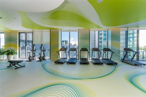 Condo in Miami, Florida, 1 bedroom  № 1812355 - photo 25
