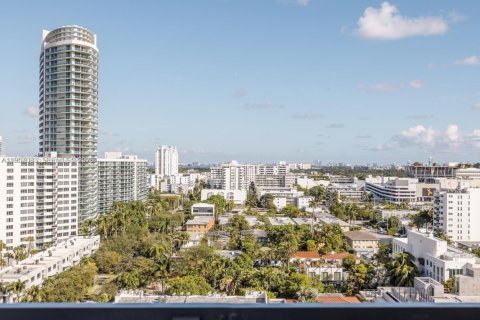 Condominio en alquiler en Miami Beach, Florida, 2 dormitorios, 100.71 m2 № 2011198 - foto 29