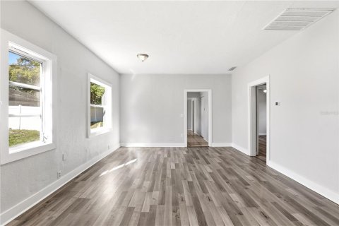 Casa en venta en Orlando, Florida, 3 dormitorios, 119.47 m2 № 2157608 - foto 15