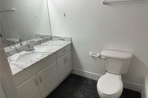 Copropriété à louer à Miami, Floride: 39.48 m2 № 2172077 - photo 7