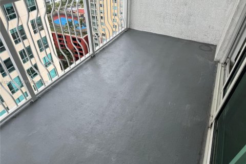Copropriété à louer à Miami, Floride: 39.48 m2 № 2172077 - photo 16