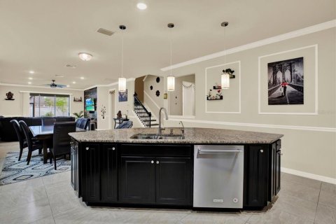 Villa ou maison à vendre à Lutz, Floride: 4 chambres, 295.99 m2 № 2403562 - photo 14