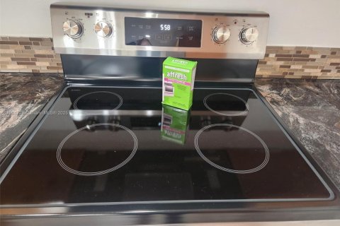 Copropriété à louer à Deerfield Beach, Floride: 2 chambres, 96.62 m2 № 1955160 - photo 11