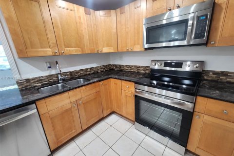 Copropriété à louer à Deerfield Beach, Floride: 2 chambres, 96.62 m2 № 1955160 - photo 13