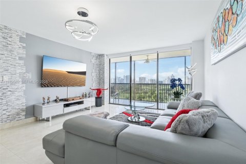 Copropriété à vendre à Aventura, Floride: 2 chambres, 121.98 m2 № 2046066 - photo 3