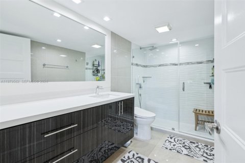 Copropriété à vendre à Aventura, Floride: 2 chambres, 121.98 m2 № 2046066 - photo 20