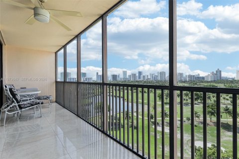 Copropriété à vendre à Aventura, Floride: 2 chambres, 121.98 m2 № 2046066 - photo 24