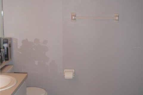 Townhouse in Tampa, Florida 2 bedrooms, 122.54 sq.m. № 2144747 - photo 17
