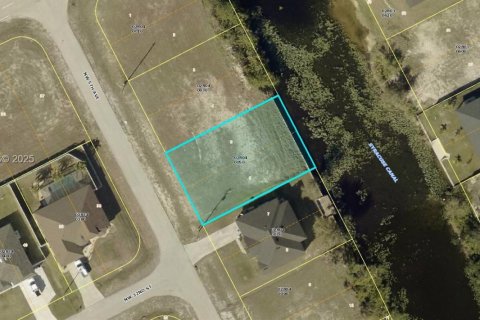 Terrain à vendre à Cape Coral, Floride № 1990710 - photo 1