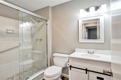 Condo in Pompano Beach, Florida, 2 bedrooms  № 2380068 - photo 19