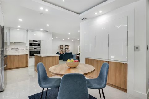 Villa ou maison à louer à Palmetto Bay, Floride: 4 chambres, 225.38 m2 № 2009920 - photo 12