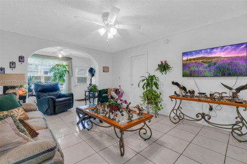 Купить кондоминиум в Санрайз, Флорида 2 спальни, 78.97м2, № 1889334 - фото 26