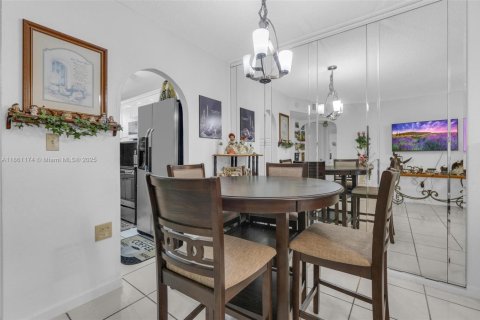 Купить кондоминиум в Санрайз, Флорида 2 спальни, 78.97м2, № 1889334 - фото 30