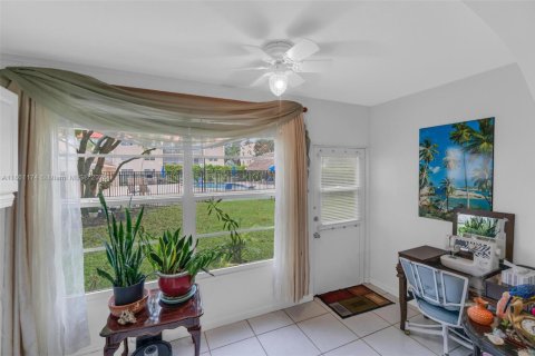 Купить кондоминиум в Санрайз, Флорида 2 спальни, 78.97м2, № 1889334 - фото 5