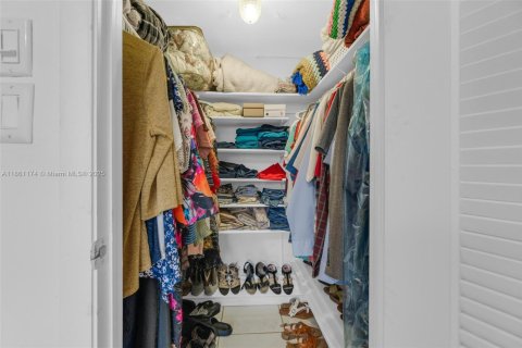 Купить кондоминиум в Санрайз, Флорида 2 спальни, 78.97м2, № 1889334 - фото 22