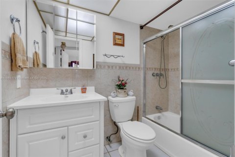 Купить кондоминиум в Санрайз, Флорида 2 спальни, 78.97м2, № 1889334 - фото 19