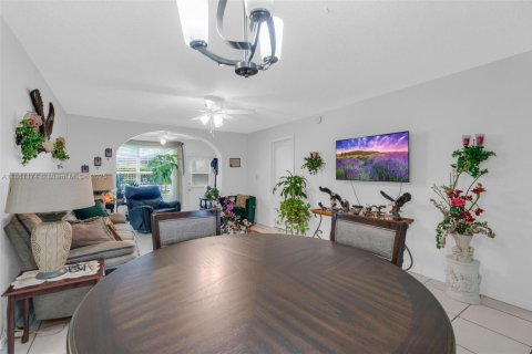 Купить кондоминиум в Санрайз, Флорида 2 спальни, 78.97м2, № 1889334 - фото 27