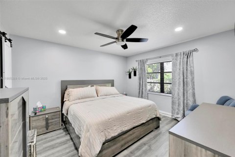 Villa ou maison à vendre à Deerfield Beach, Floride: 2 chambres, 87.51 m2 № 1936017 - photo 8