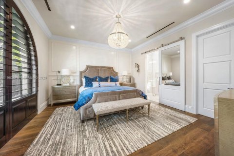 Купить виллу или дом в Форт-Лодердейл, Флорида 5 спален, 740.43м2, № 2028327 - фото 21