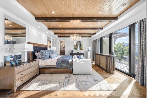 Купить виллу или дом в Форт-Лодердейл, Флорида 5 спален, 740.43м2, № 2028327 - фото 23