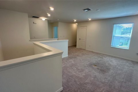 House in Clermont, Florida 5 bedrooms, 241.64 sq.m. № 1810093 - photo 11